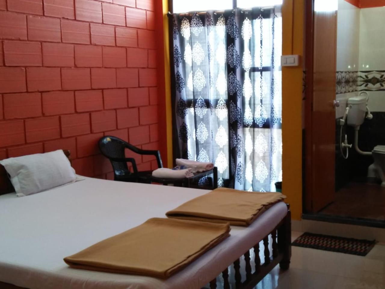 Shanthi Krishna Residency Gokarna  Eksteriør bilde
